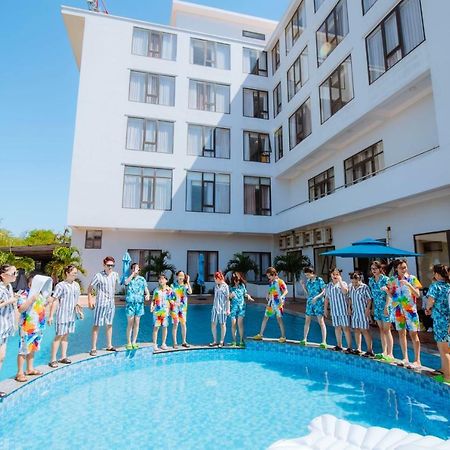 Phu Cuong Beach Hotel Dong Hoi Exterior foto